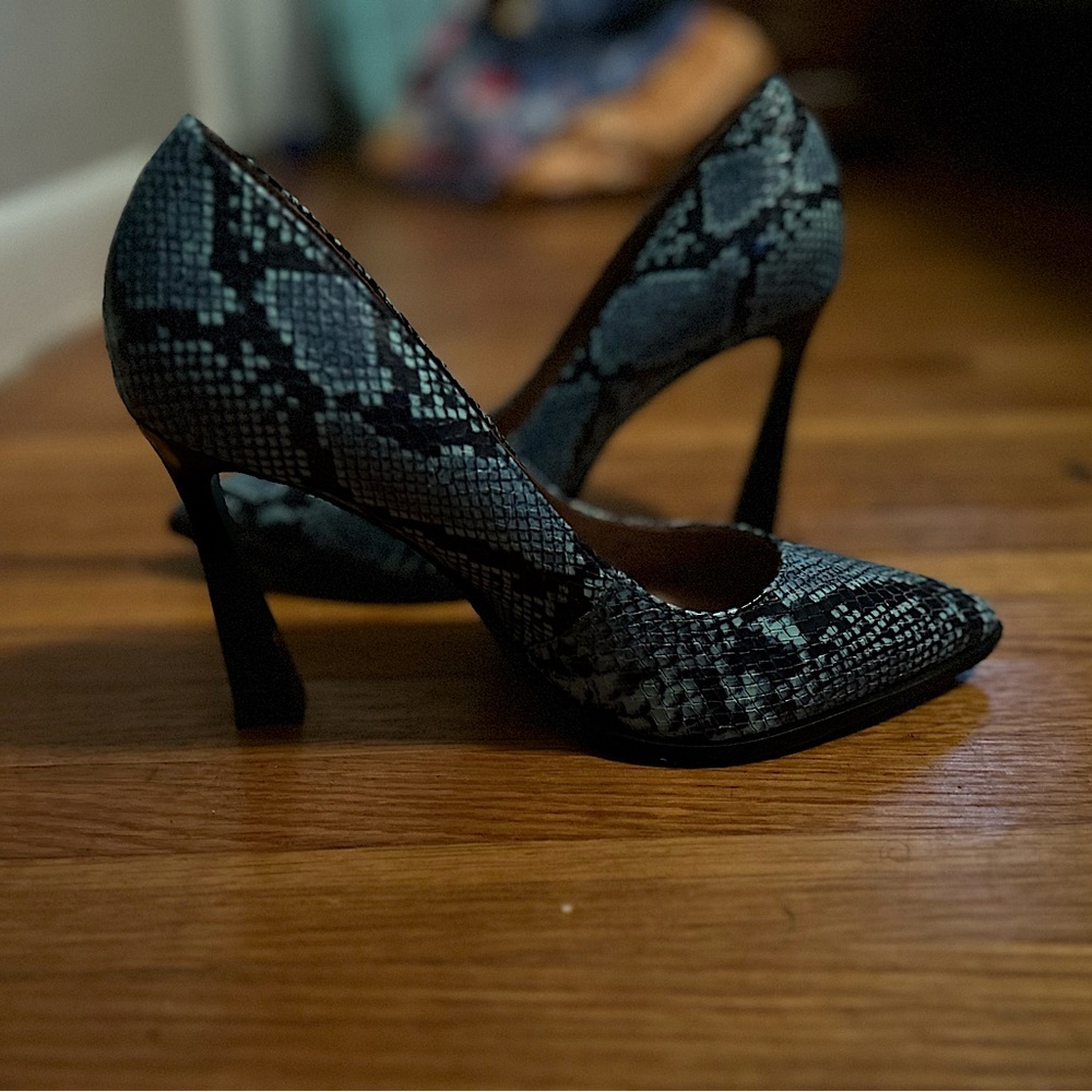 Blue snake print heels